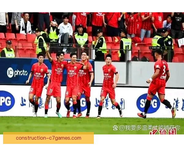 绝杀逆转引爆全场焦点之战球队重返榜首冲冠形势再度明朗引发热议